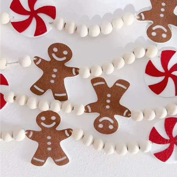 Classic Wooden Bead and Felt Gingerbread & Candy Garland - Picture 1 of 3